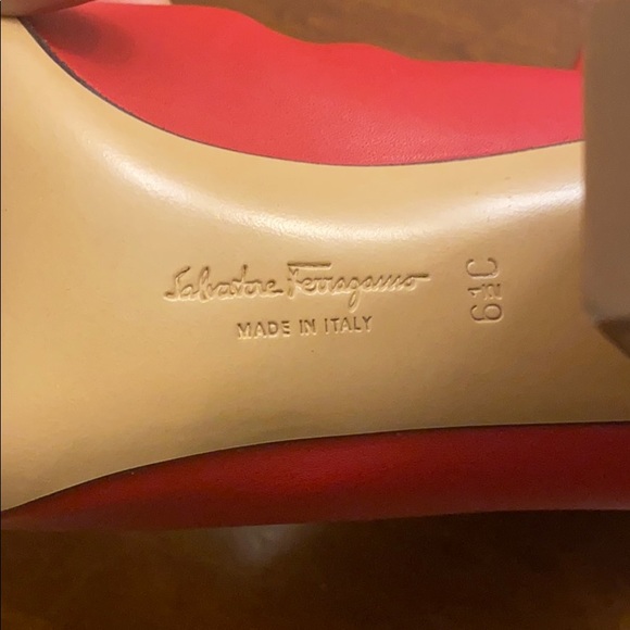 NEW FERRAGAMO BOOTS - Picture 6 of 6